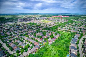 Aerial view of the 2249 Glazebrook, Mississauga neighbourhood, highlighting nearby schools, green space, and surrounding amenities.